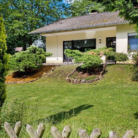 Idyllic Bungalow In Feusdorf With Forest View Exteriör bild